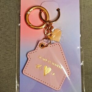 NWT - Home is Where the Heart is Keychain